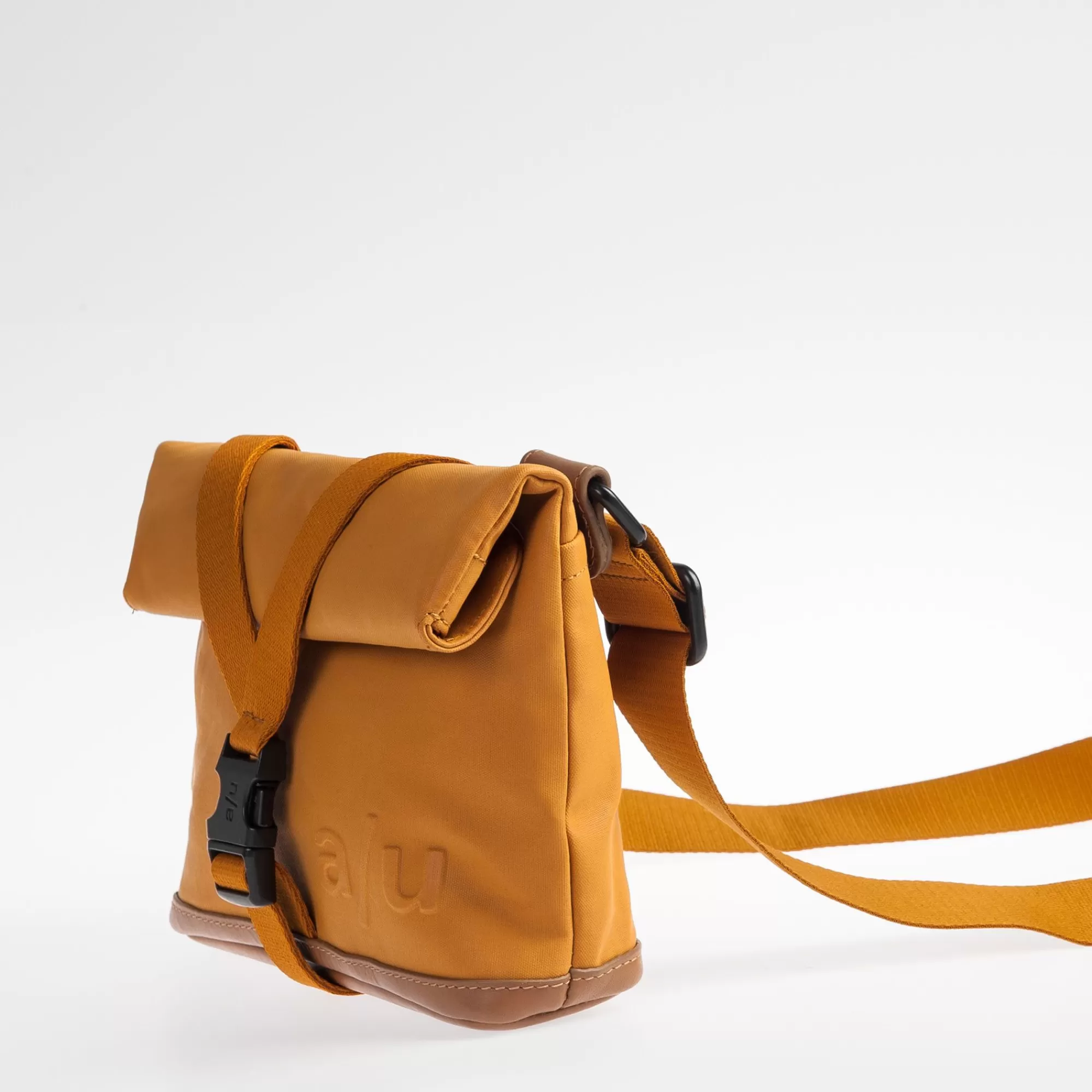 Best Sale A/U Japan Tsu Butterscotch Crossbodytassen